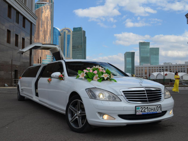 Mercedes-Benz S-class W221 Limousine Lease in Astana | +7 701 728 57 41