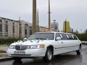 Аренда лимузина Lincoln Town Car в Астане | +7 701 728 57 41